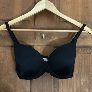 PINK Victoria's Secret Sleek Black Bra